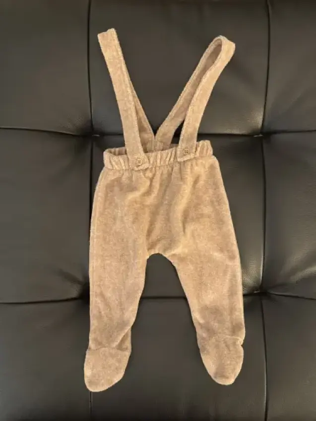 Hose mit Trägern Zara