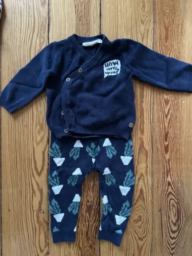 Strickpulli und Strickjose