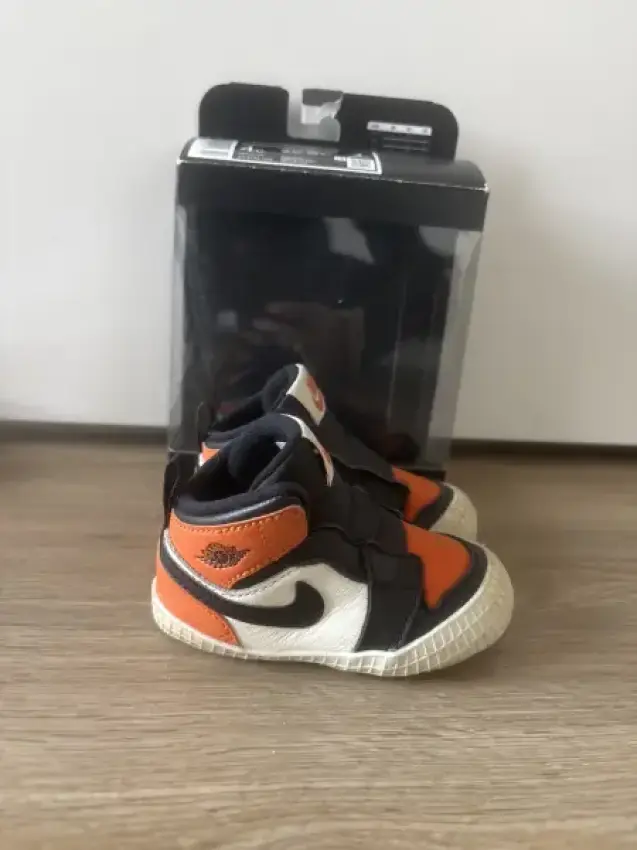 Nike Jordan 1 Crib Bootie