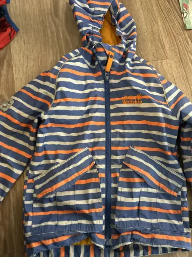 Jack Wolfskin Regenjacke gestreift